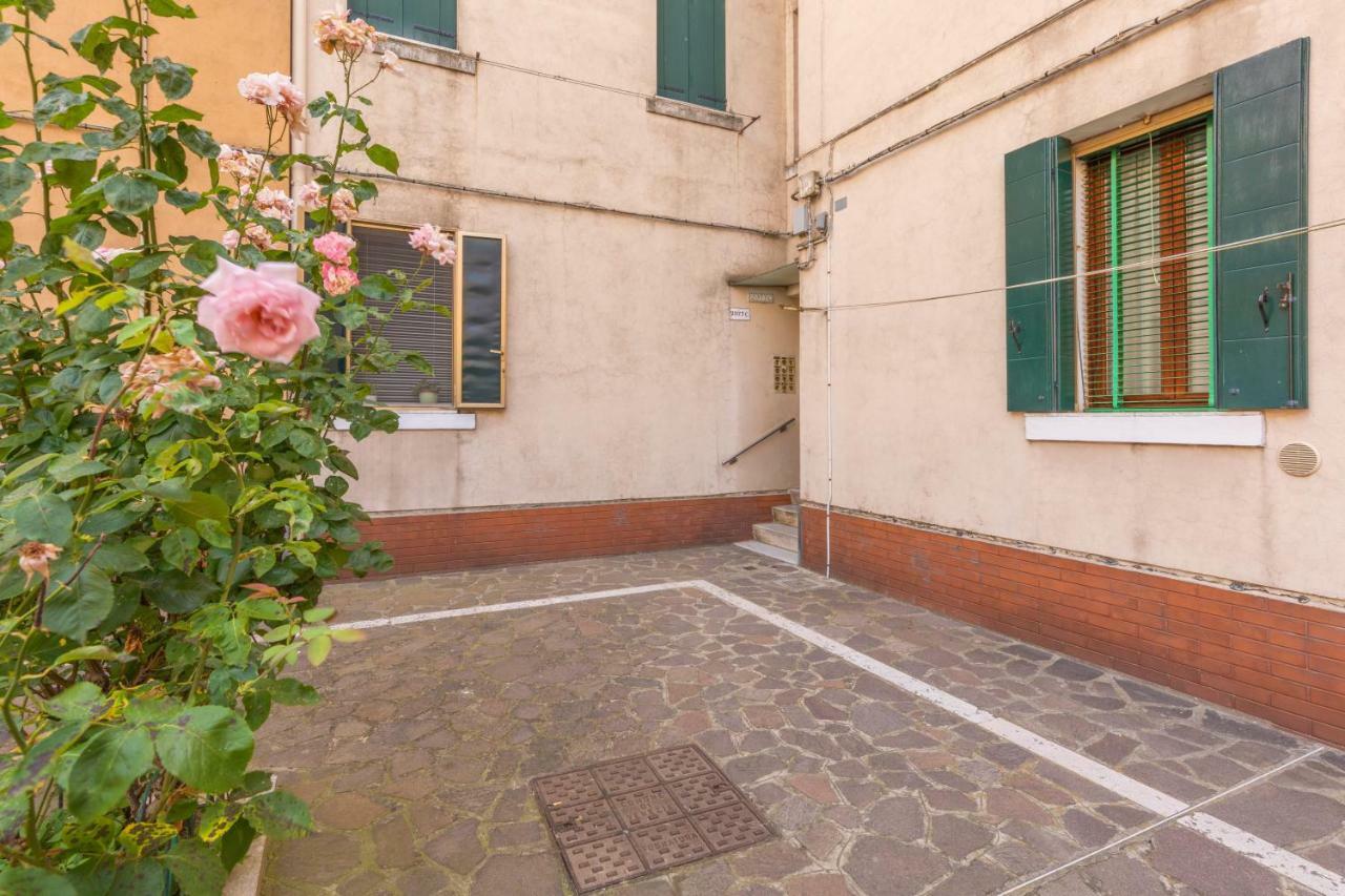 Venice Apartment Near Station Santa Lucia Two Bedroom Exteriér fotografie